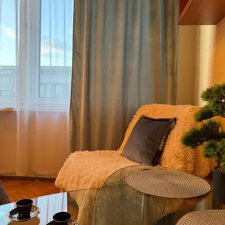 Scenic Centrum * 华沙